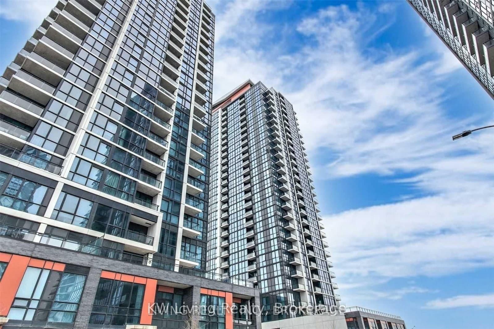 75 Eglinton Avenue W, Unit 1807 thumbnail 3