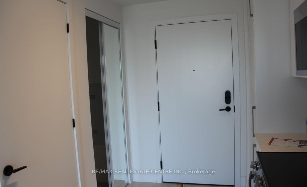 2450 Old Bronte Road, Unit 417 thumbnail 3