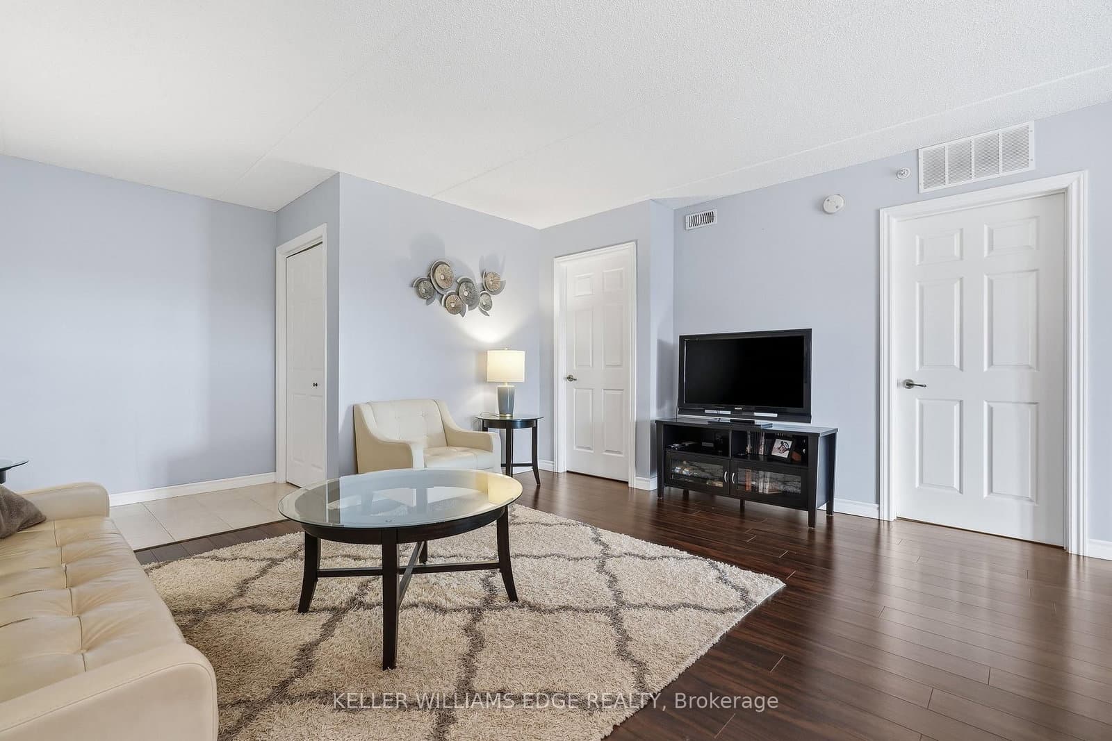 2035 Appleby Line, Unit 307 thumbnail 5