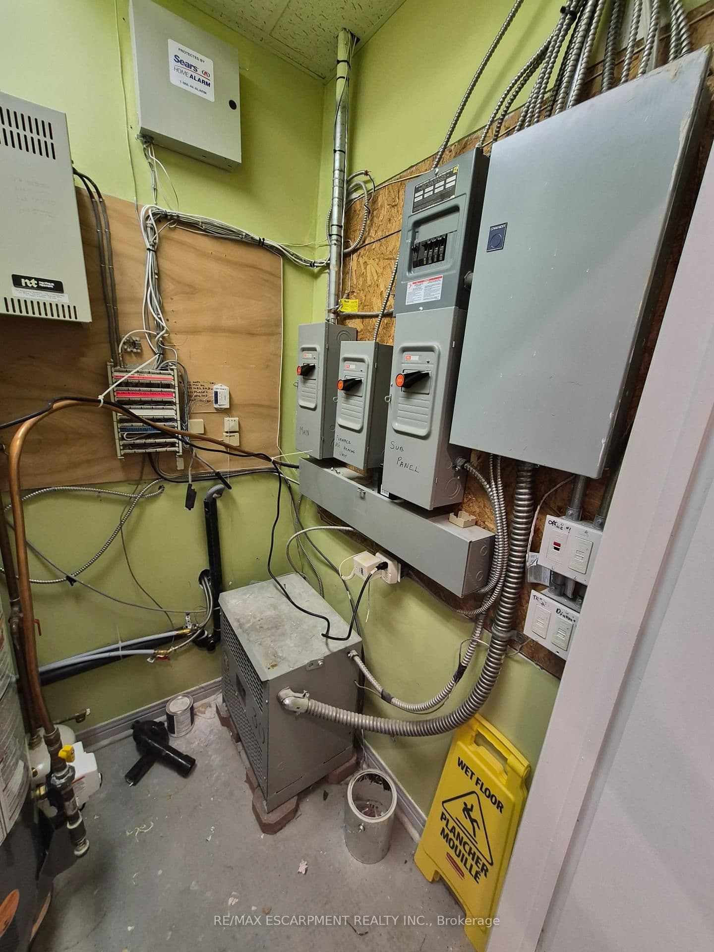 573 Maple Avenue, Unit 2 thumbnail 12