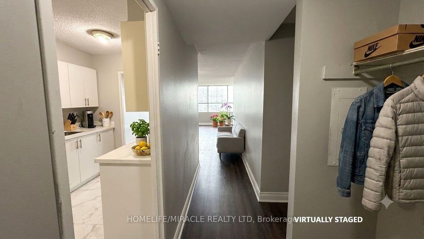 40 Panorama Court, Unit 807 thumbnail 3