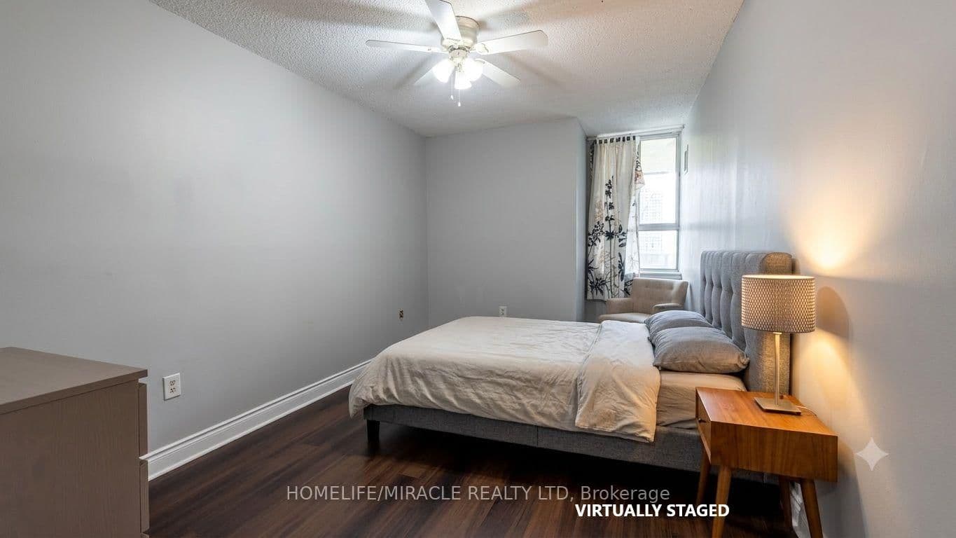 40 Panorama Court, Unit 807 thumbnail 4