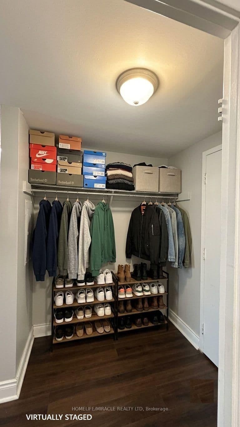 40 Panorama Court, Unit 807 thumbnail 8