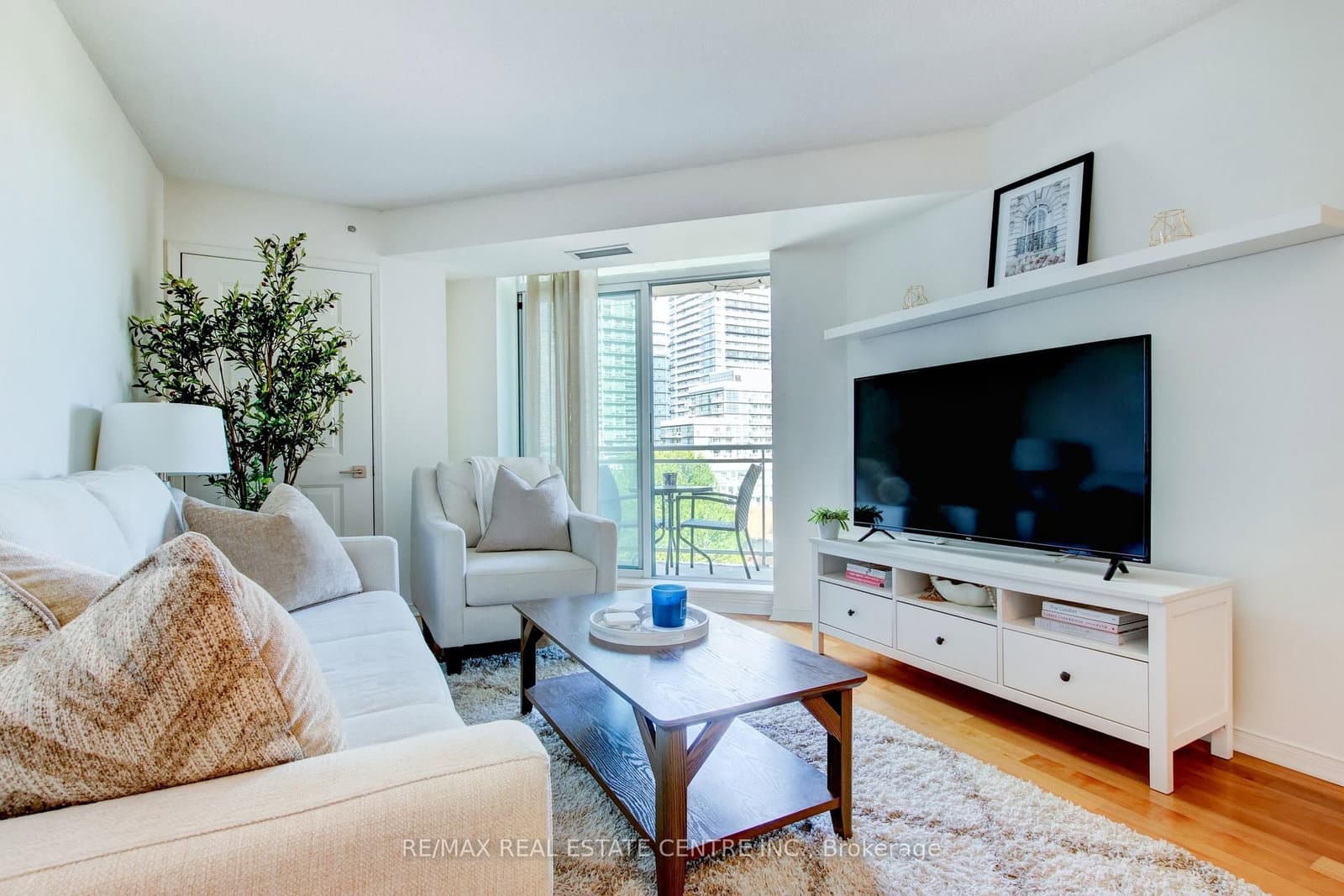 190 Manitoba Street, Unit 706 thumbnail 19