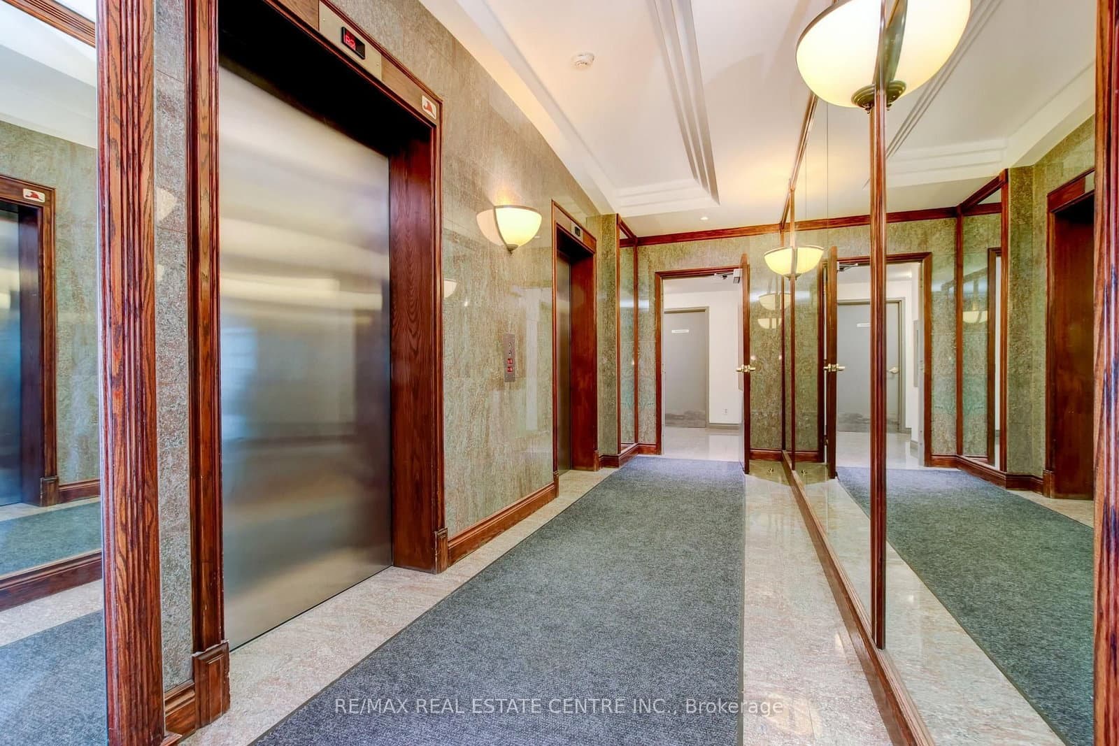 190 Manitoba Street, Unit 706 thumbnail 30