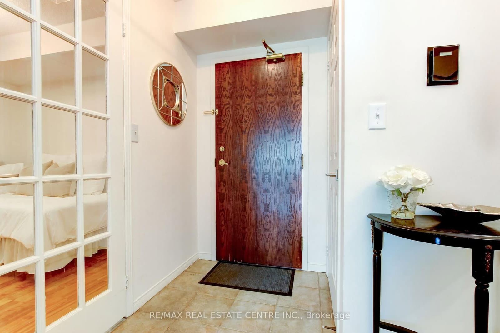 190 Manitoba Street, Unit 706 thumbnail 6