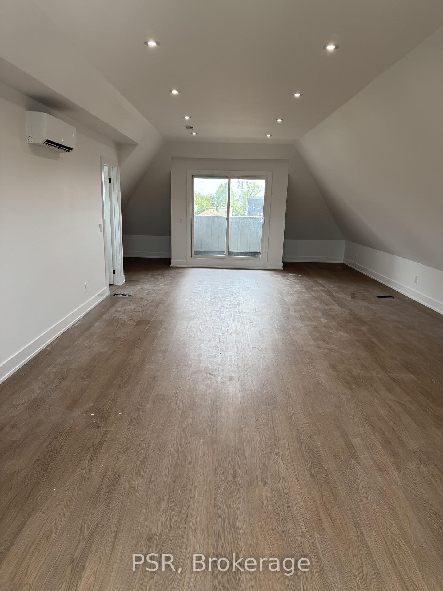 99 Ypres Road, Unit Upper thumbnail 11