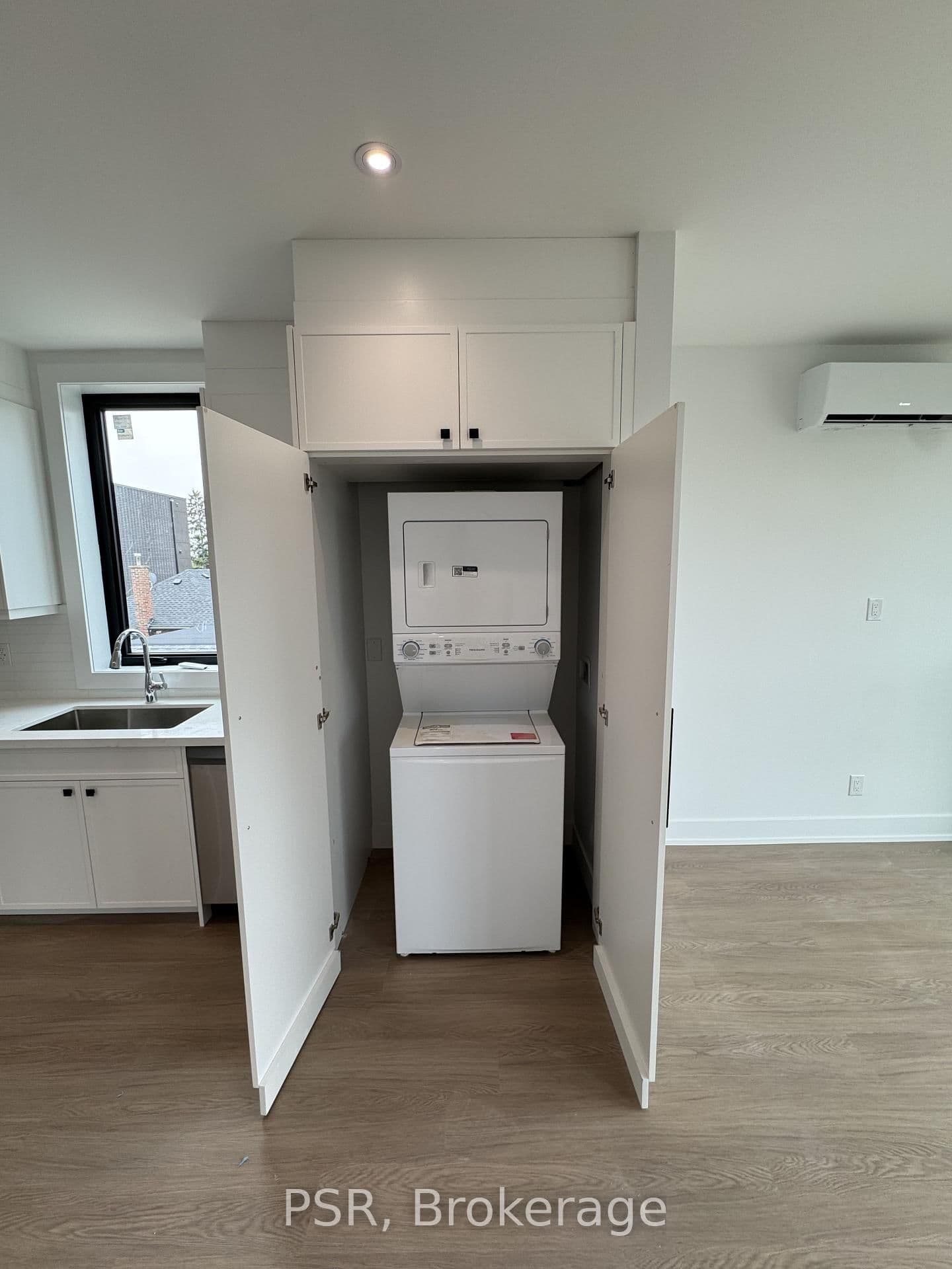 99 Ypres Road, Unit Upper thumbnail 6