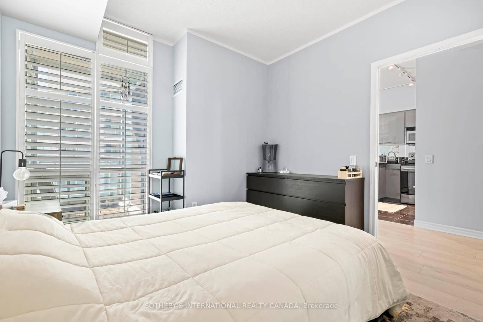 5 Marine Parade Drive, Unit 1013 thumbnail 16