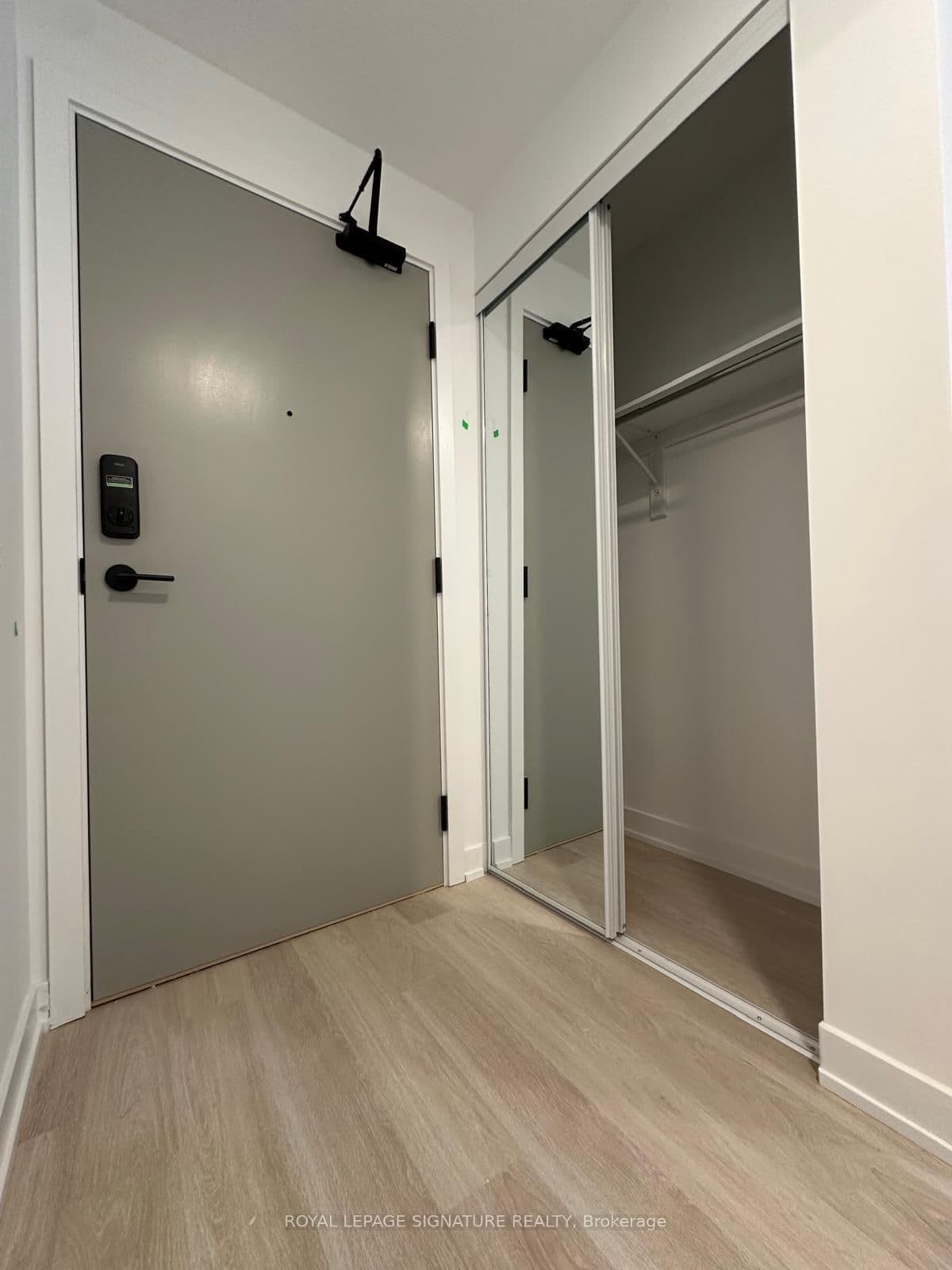 5105 Hurontario Street, Unit 2208 thumbnail 17