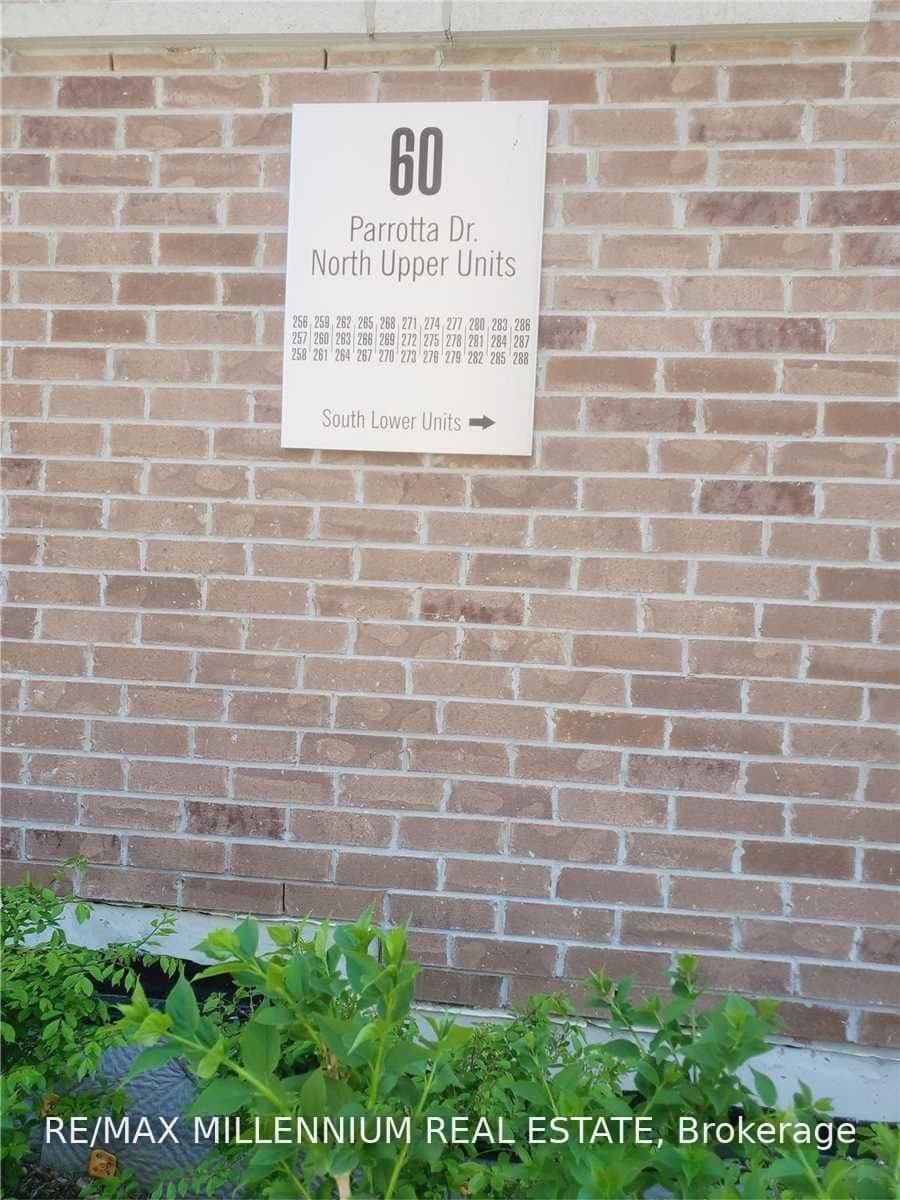 60 Parrotta Drive, Unit 279 thumbnail 2