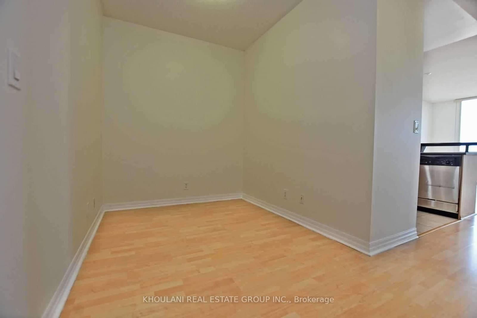 220 Burnhamthorpe Road, Unit 2201 thumbnail 13