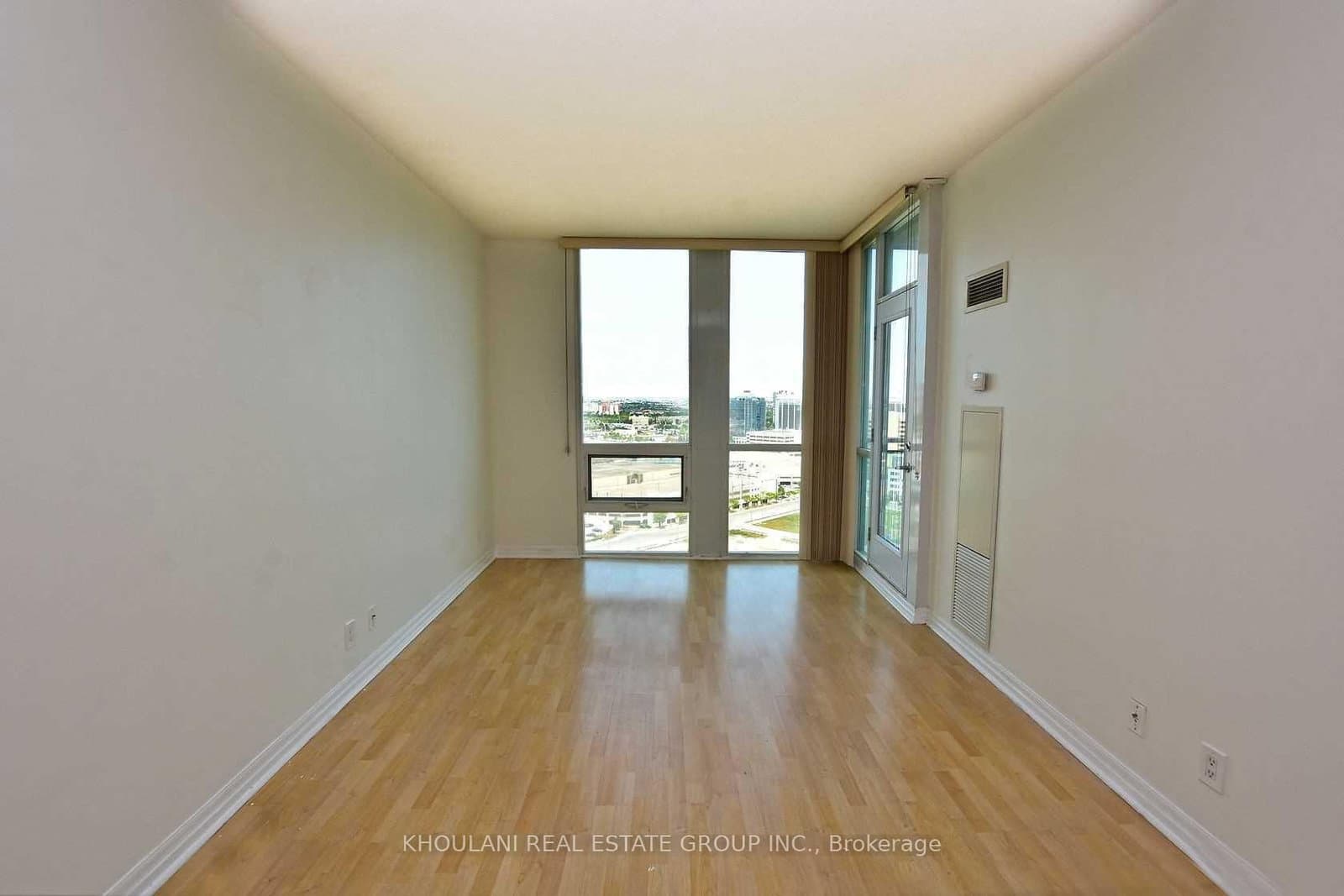 220 Burnhamthorpe Road, Unit 2201 thumbnail 5