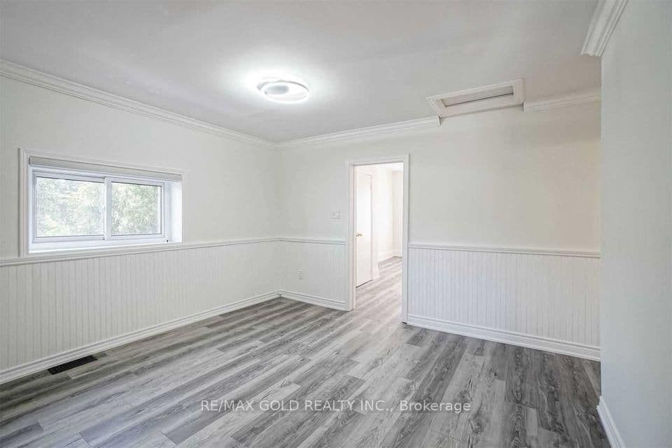 4 Adamson Street S thumbnail 20