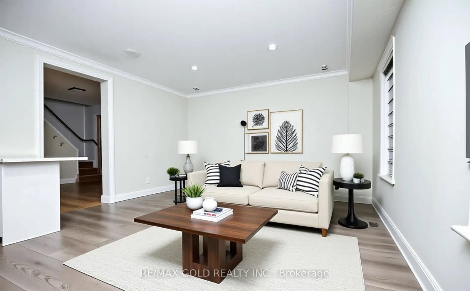 4 Adamson Street S thumbnail 7