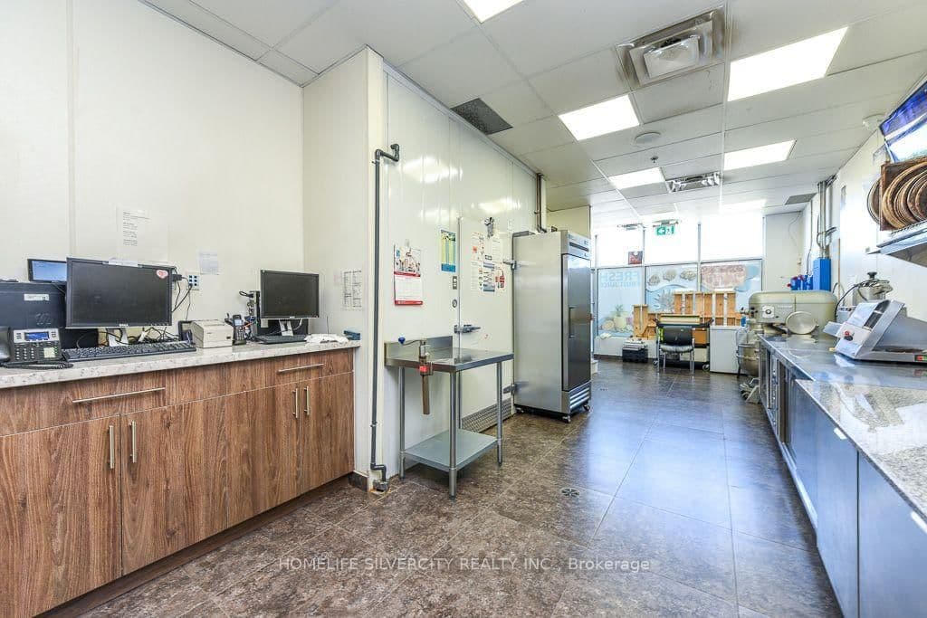 275 Gardenbrooke Trail, Unit 105 thumbnail 13