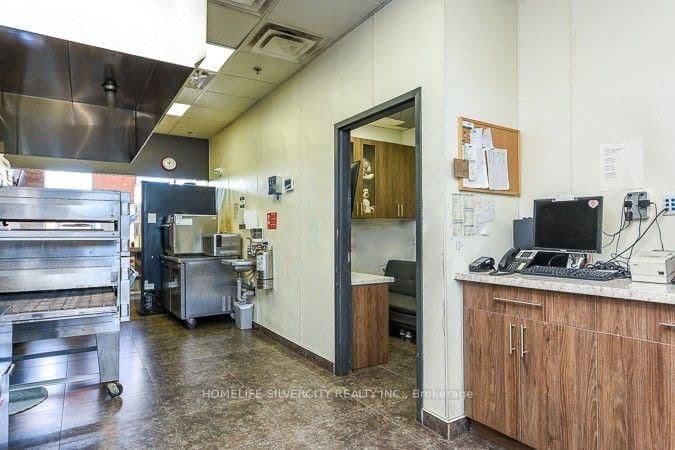 275 Gardenbrooke Trail, Unit 105 thumbnail 17