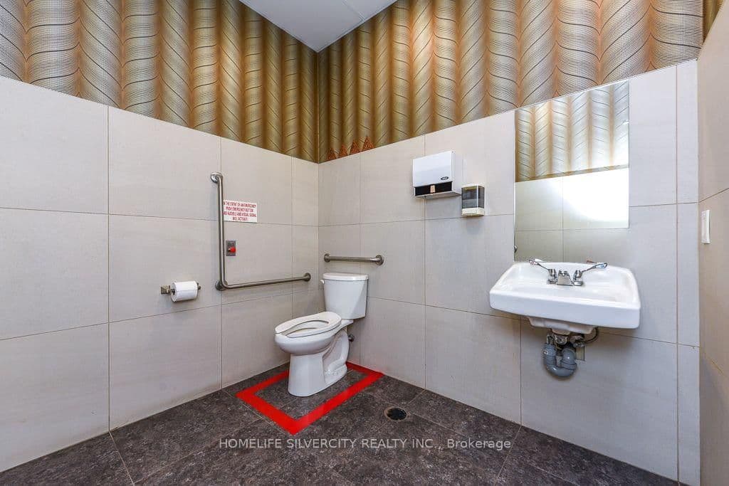 275 Gardenbrooke Trail, Unit 105 thumbnail 19