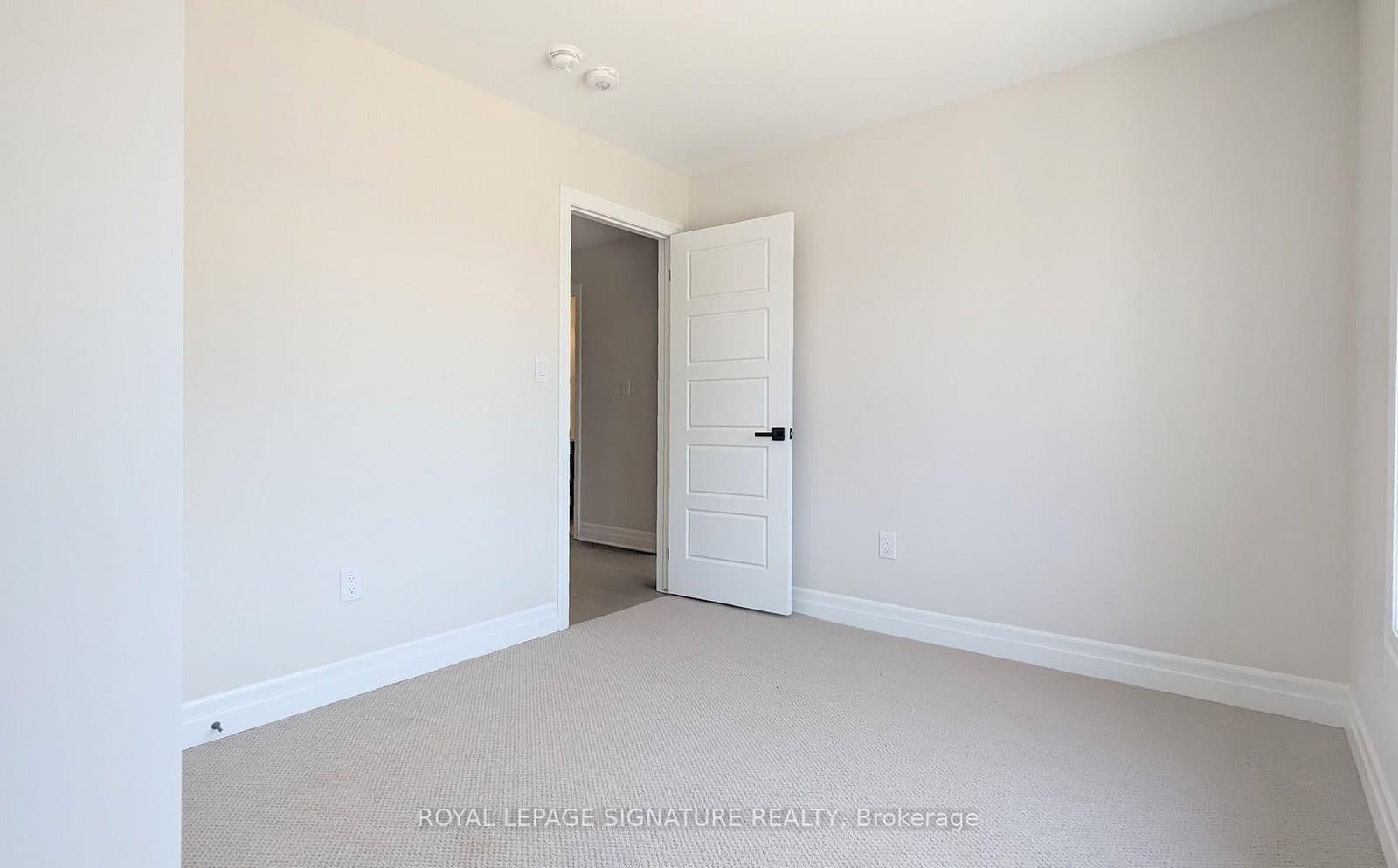 1225 Manitou Way thumbnail 8