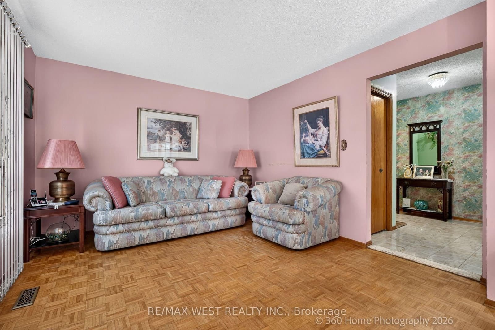 4157 Ottewell Crescent thumbnail 5