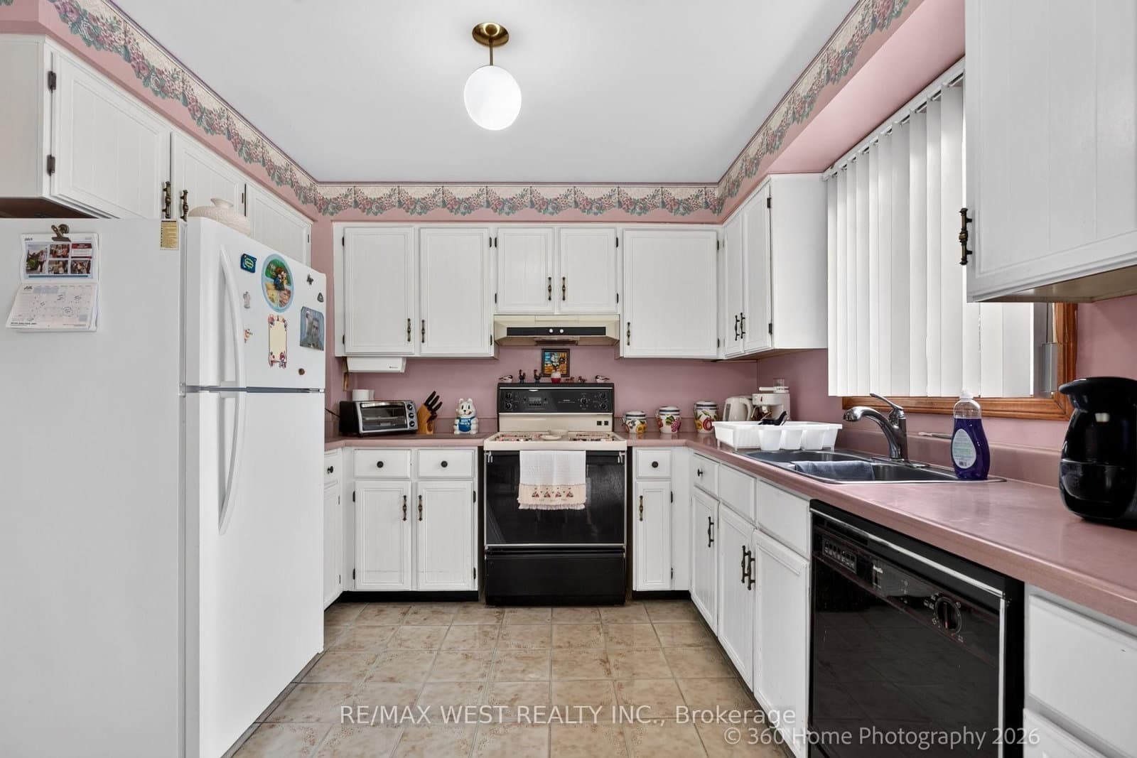 4157 Ottewell Crescent thumbnail 6
