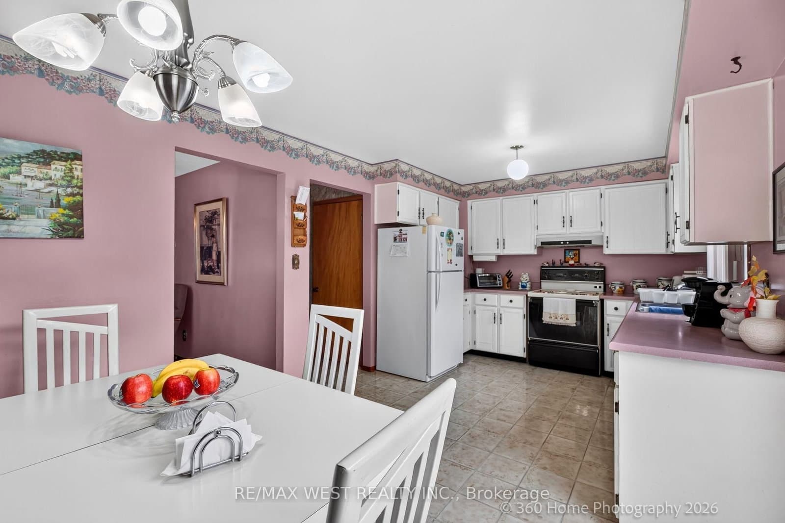 4157 Ottewell Crescent thumbnail 9
