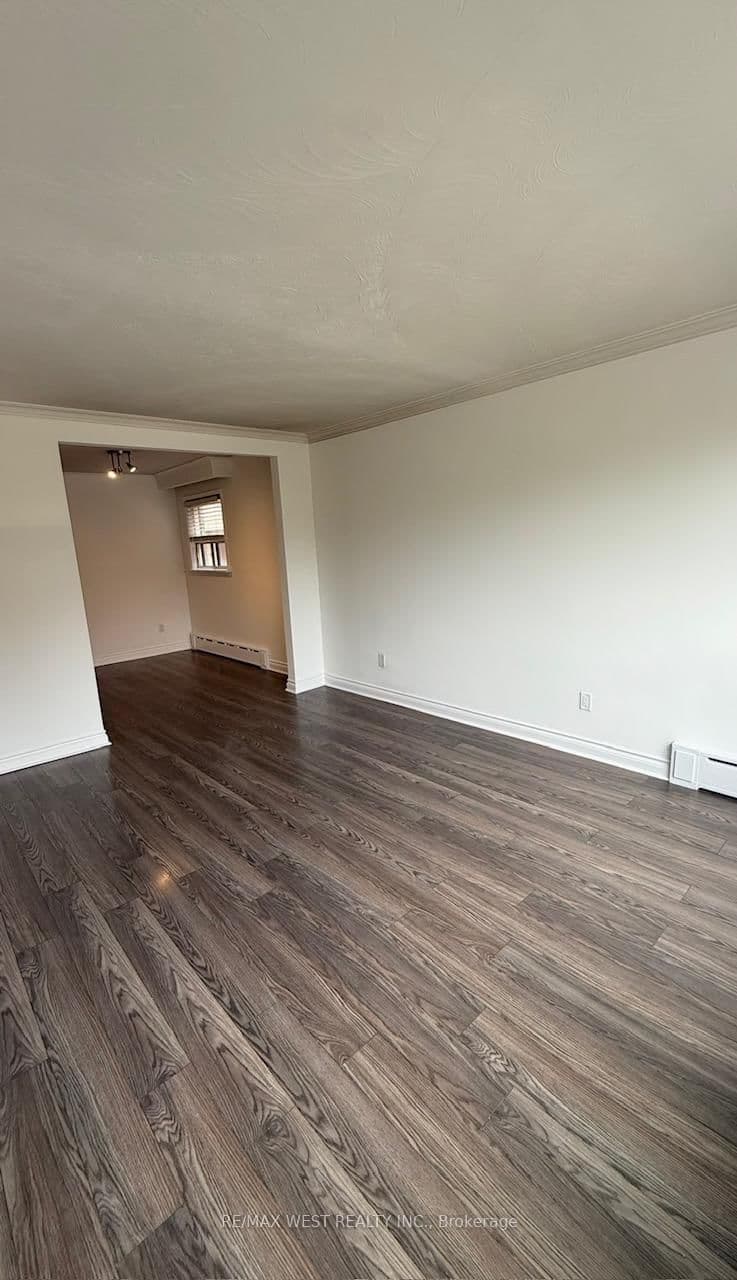 108 Kirknewton Road, Unit 2 thumbnail 4