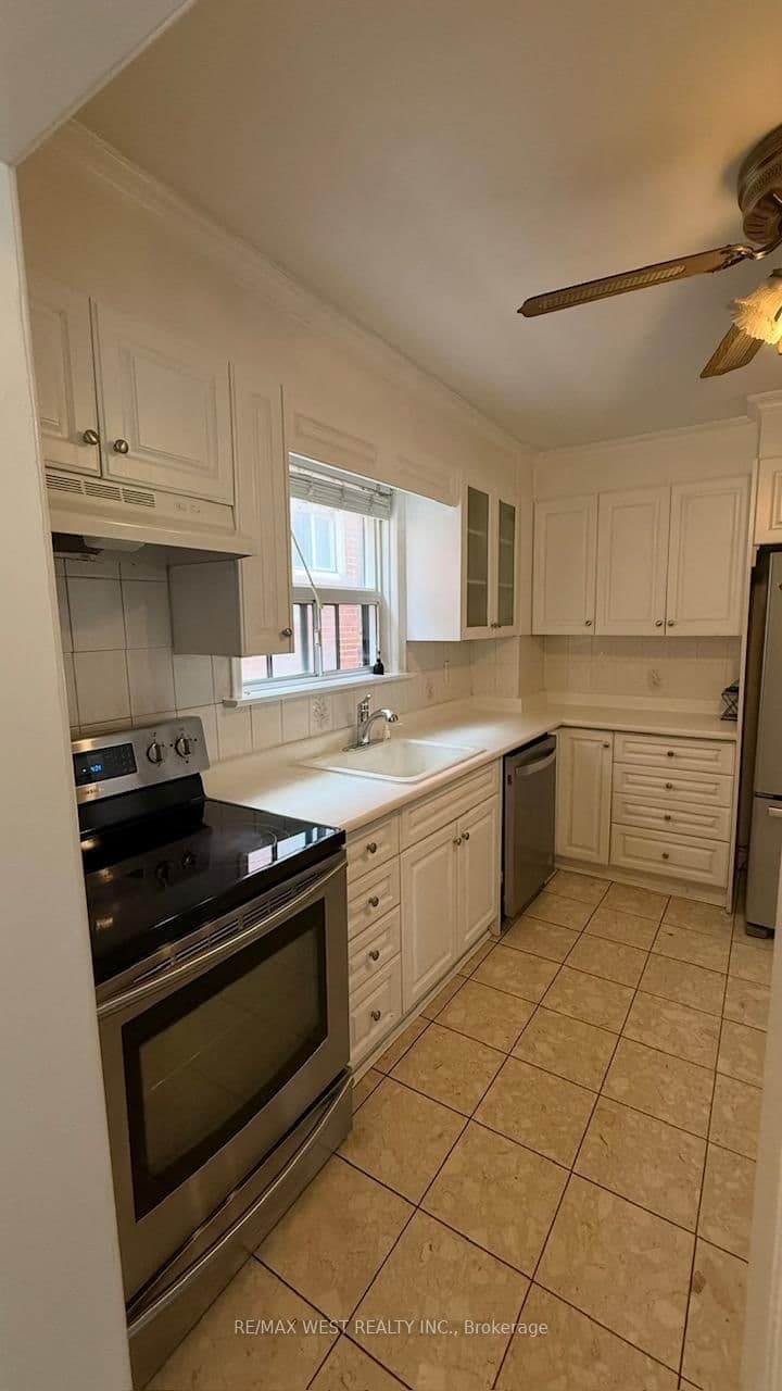 108 Kirknewton Road, Unit 2 thumbnail 9