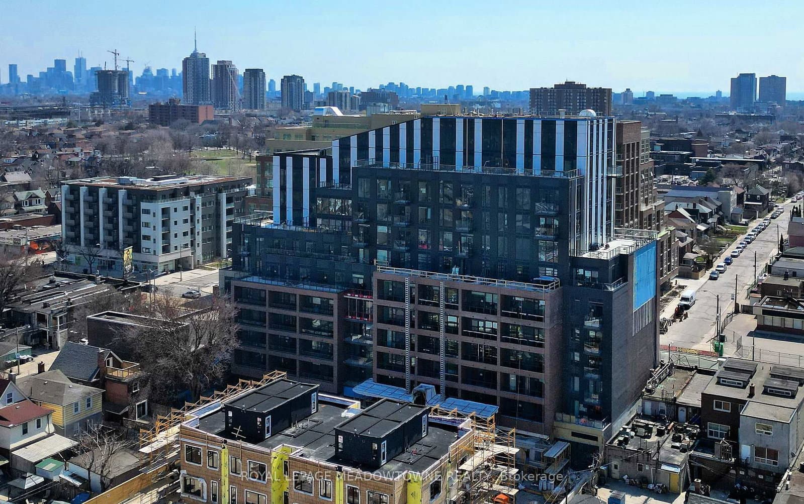 1808 St. Clair Avenue W, Unit 712 thumbnail 27