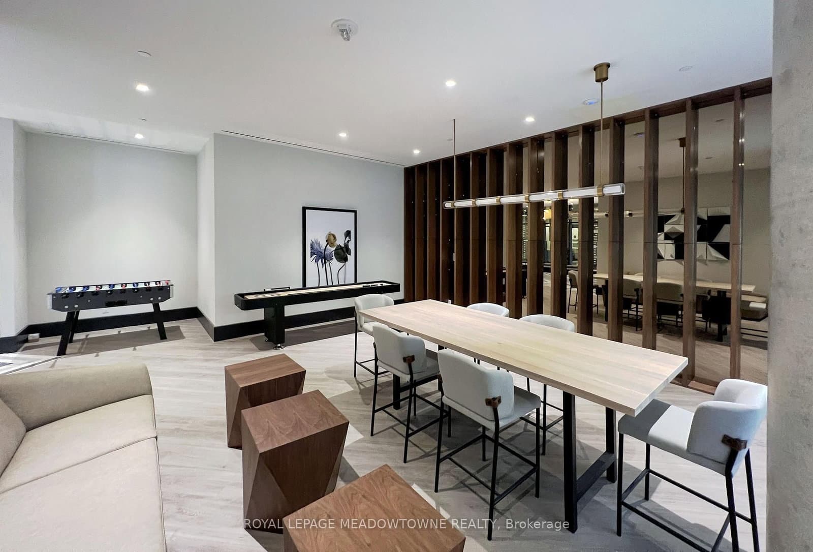 1808 St. Clair Avenue W, Unit 712 thumbnail 6