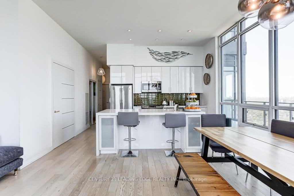 2200 Lake Shore Boulevard W, Unit PH08 thumbnail 14
