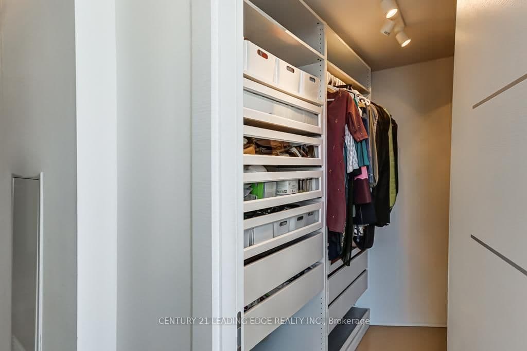 2200 Lake Shore Boulevard W, Unit PH08 thumbnail 20