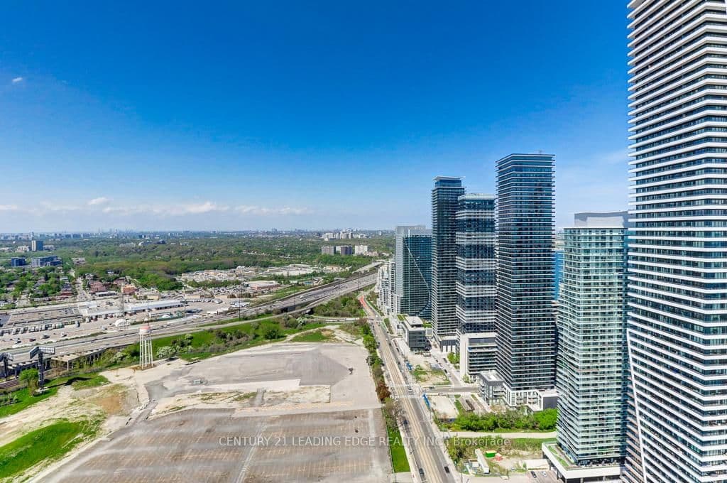 2200 Lake Shore Boulevard W, Unit PH08 thumbnail 29