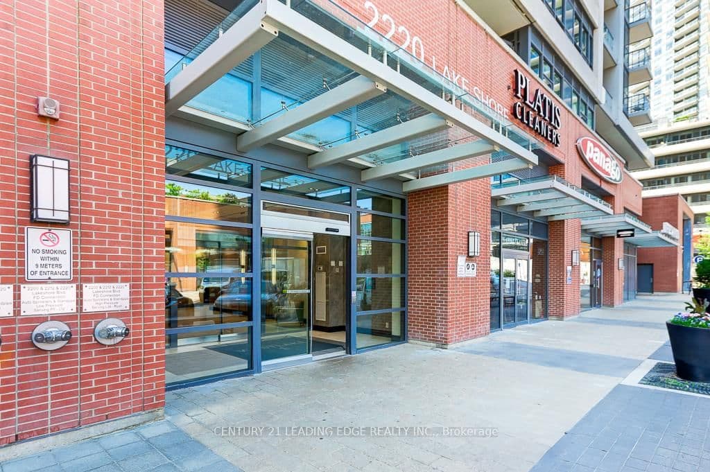 2200 Lake Shore Boulevard W, Unit PH08 thumbnail 4