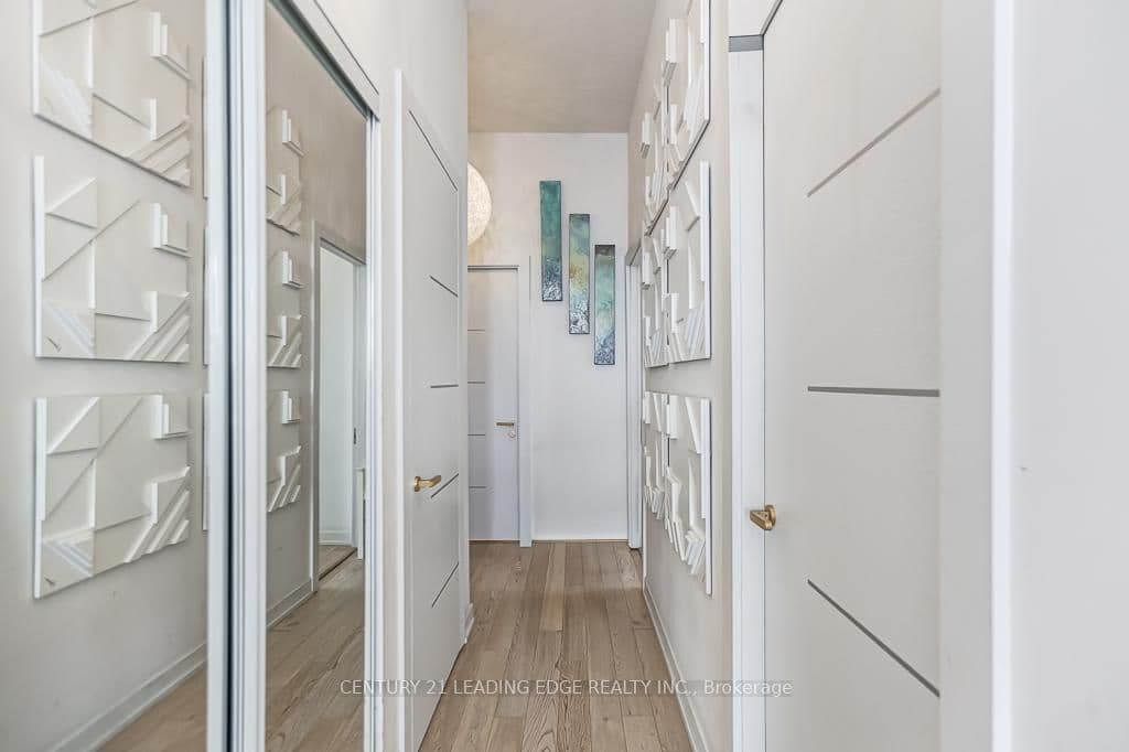 2200 Lake Shore Boulevard W, Unit PH08 thumbnail 6