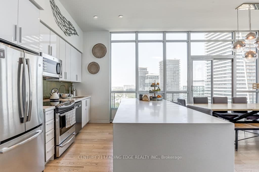 2200 Lake Shore Boulevard W, Unit PH08 thumbnail 9