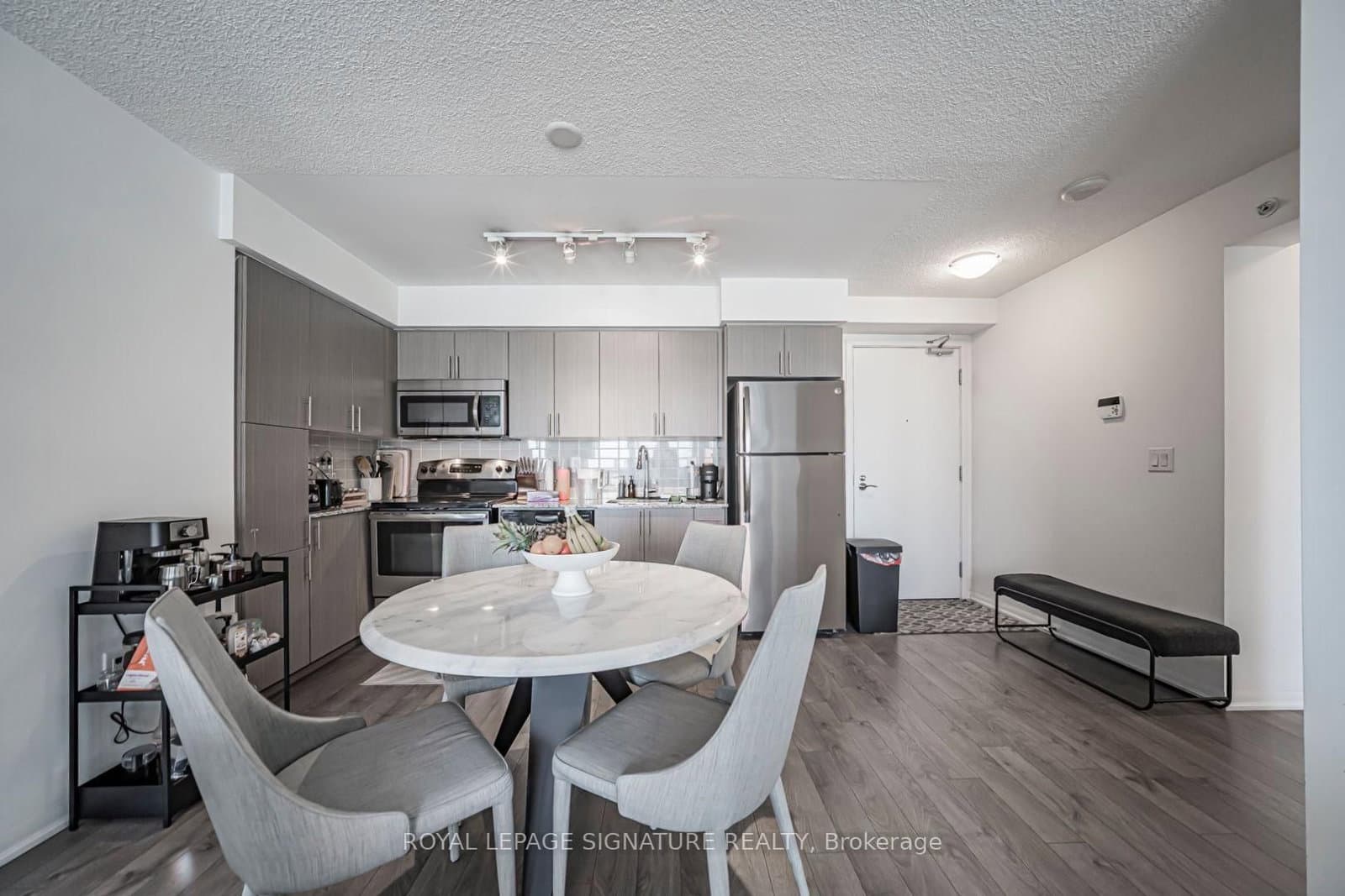 830 Lawrence Avenue W, Unit 1017 thumbnail 6