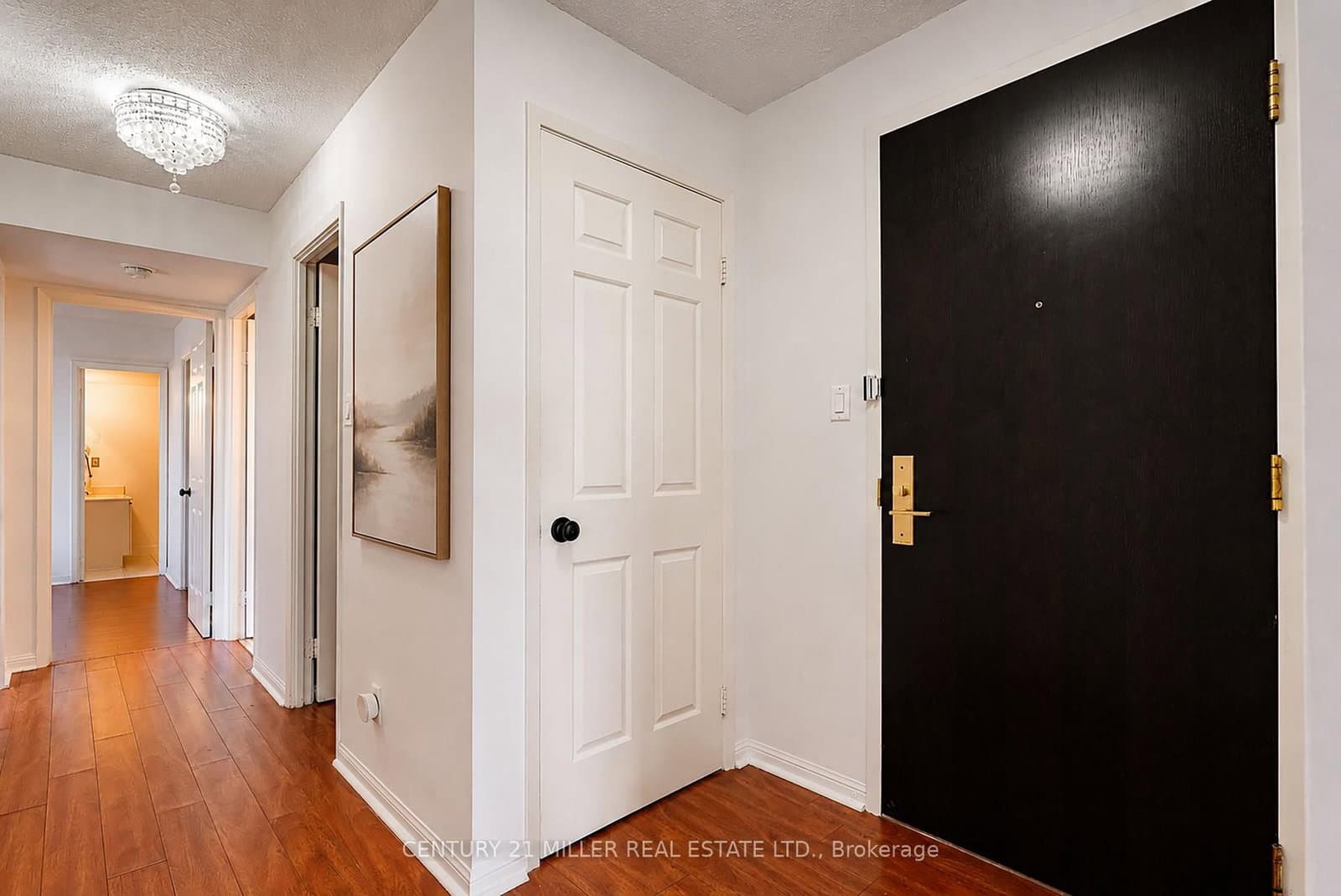 55 Kingsbridge Garden Circle, Unit 909 thumbnail 2