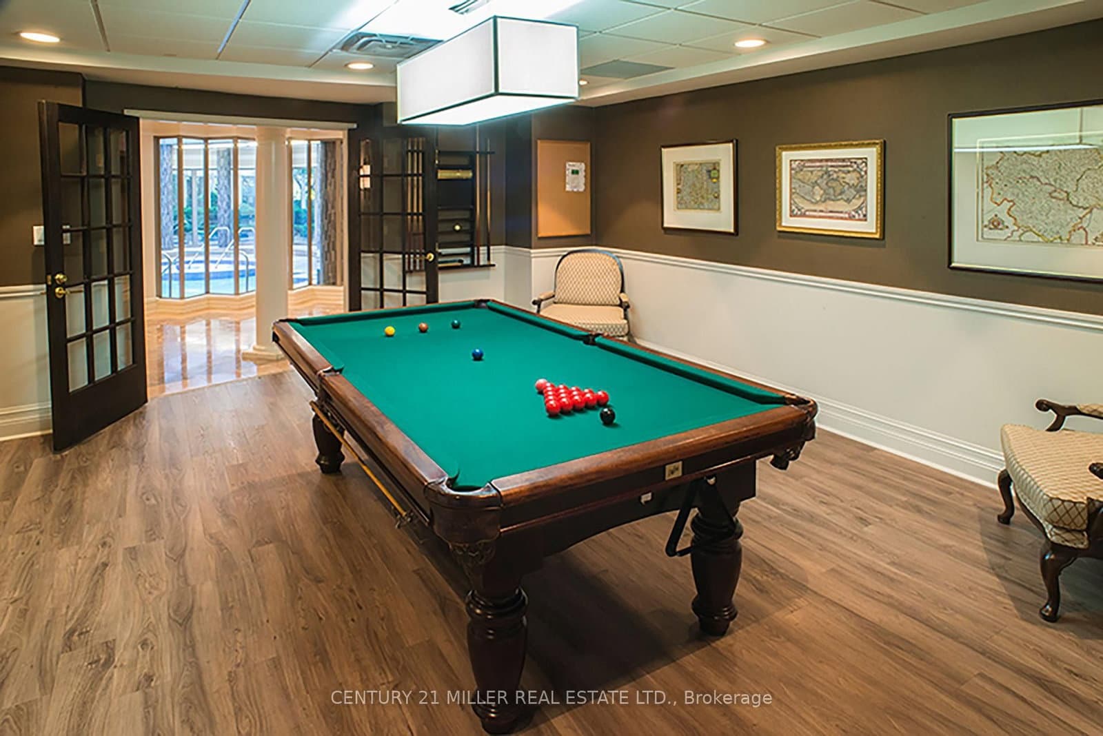 55 Kingsbridge Garden Circle, Unit 909 thumbnail 24