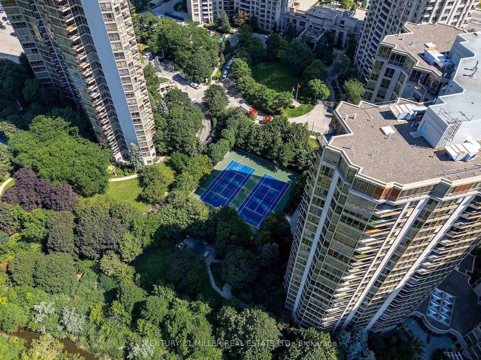 55 Kingsbridge Garden Circle, Unit 909 thumbnail 30