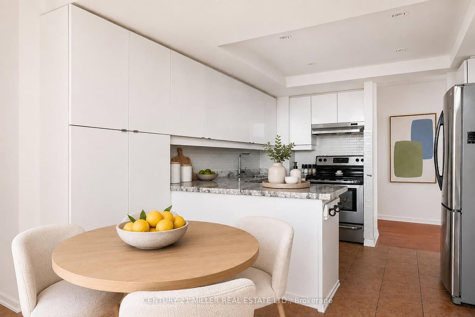 55 Kingsbridge Garden Circle, Unit 909 thumbnail 8