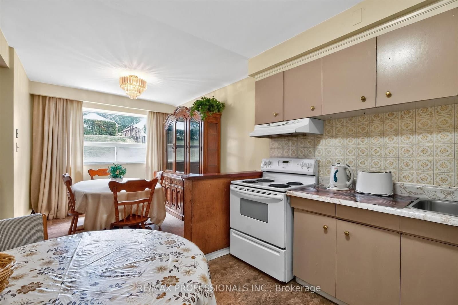 50 Waniska Avenue thumbnail 28