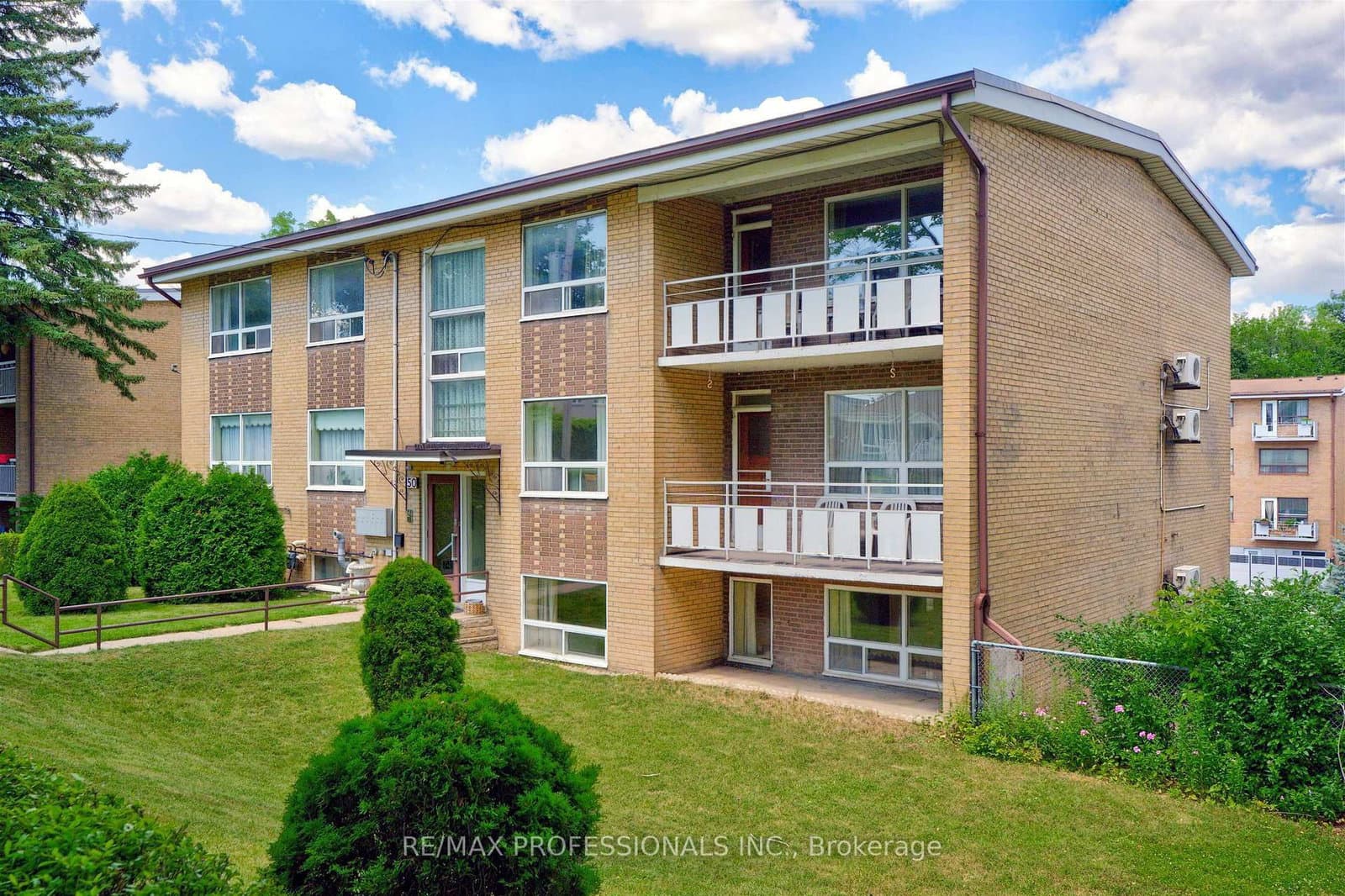50 Waniska Avenue thumbnail 5