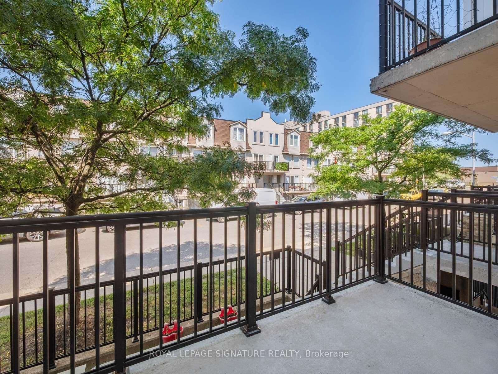 65 George Appleton Way, Unit 2067 thumbnail 37