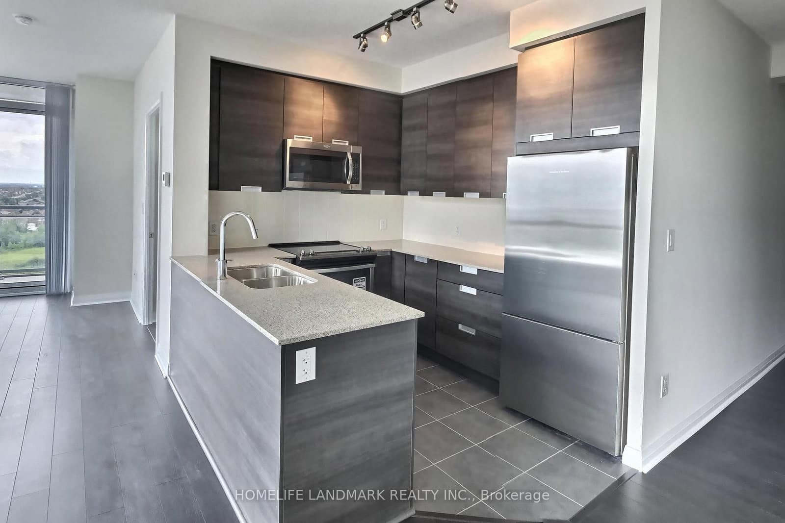 5025 Four Springs Avenue, Unit 1207 thumbnail 3