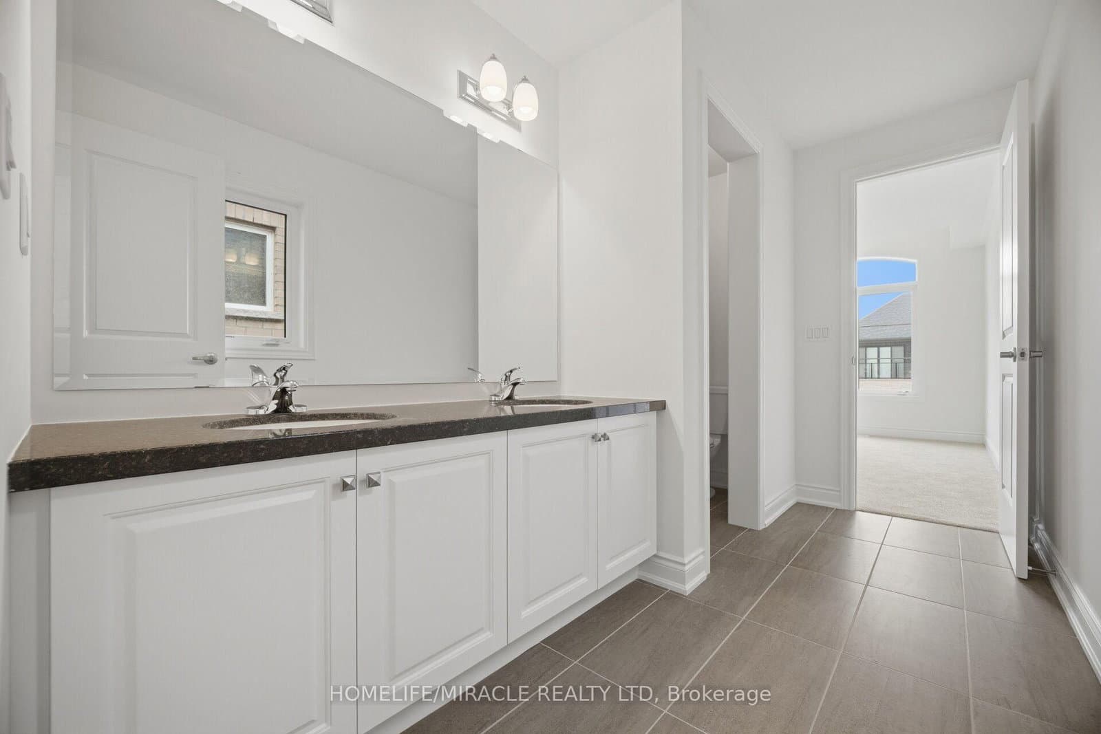 46 Stratford Drive thumbnail 36