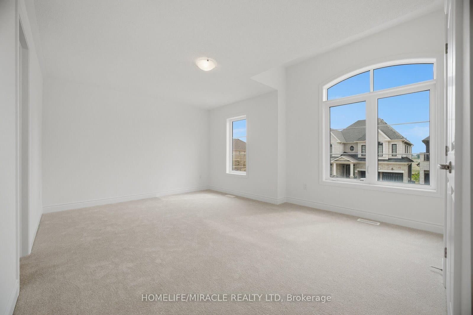 46 Stratford Drive thumbnail 41