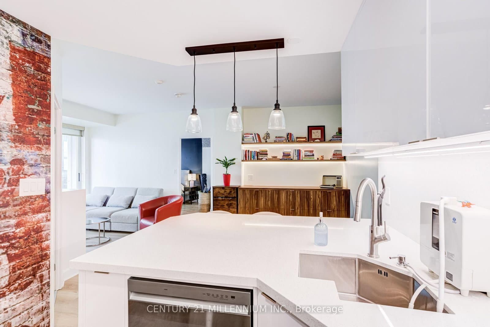 88 Palace Pier Court, Unit 506 thumbnail 16