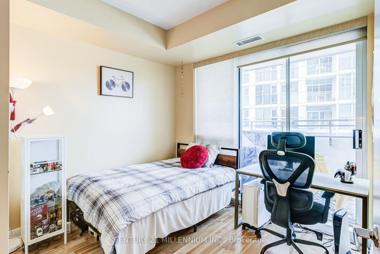 88 Palace Pier Court, Unit 506 thumbnail 21