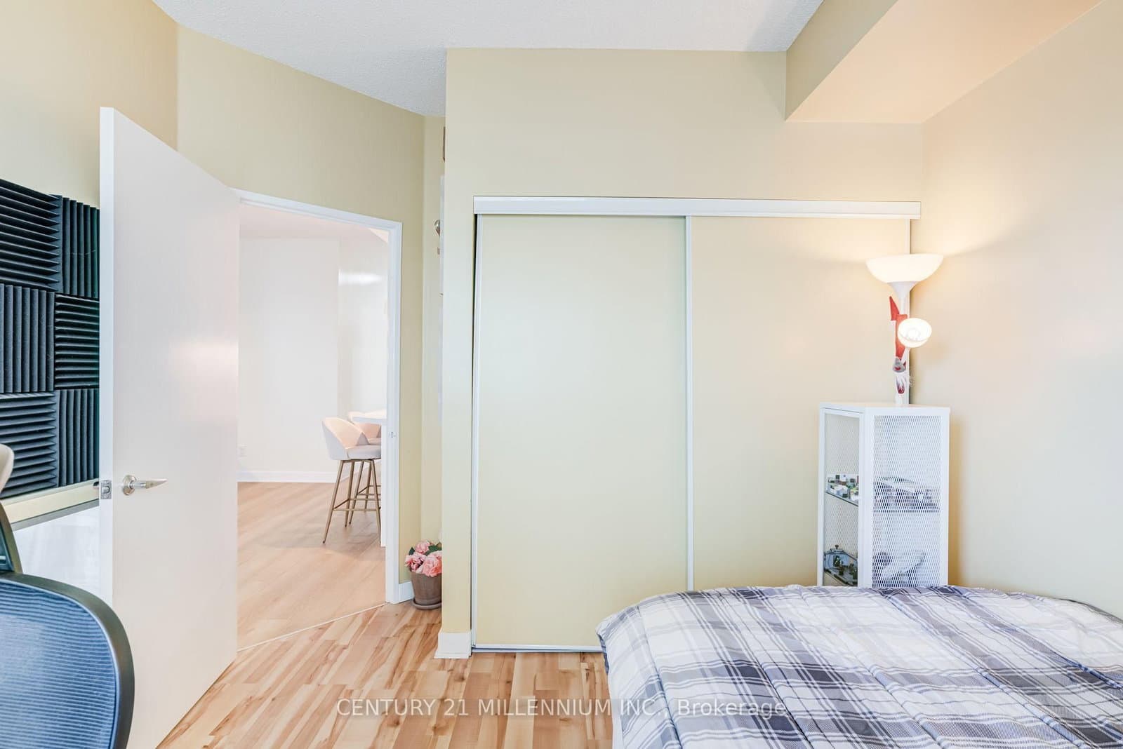 88 Palace Pier Court, Unit 506 thumbnail 23